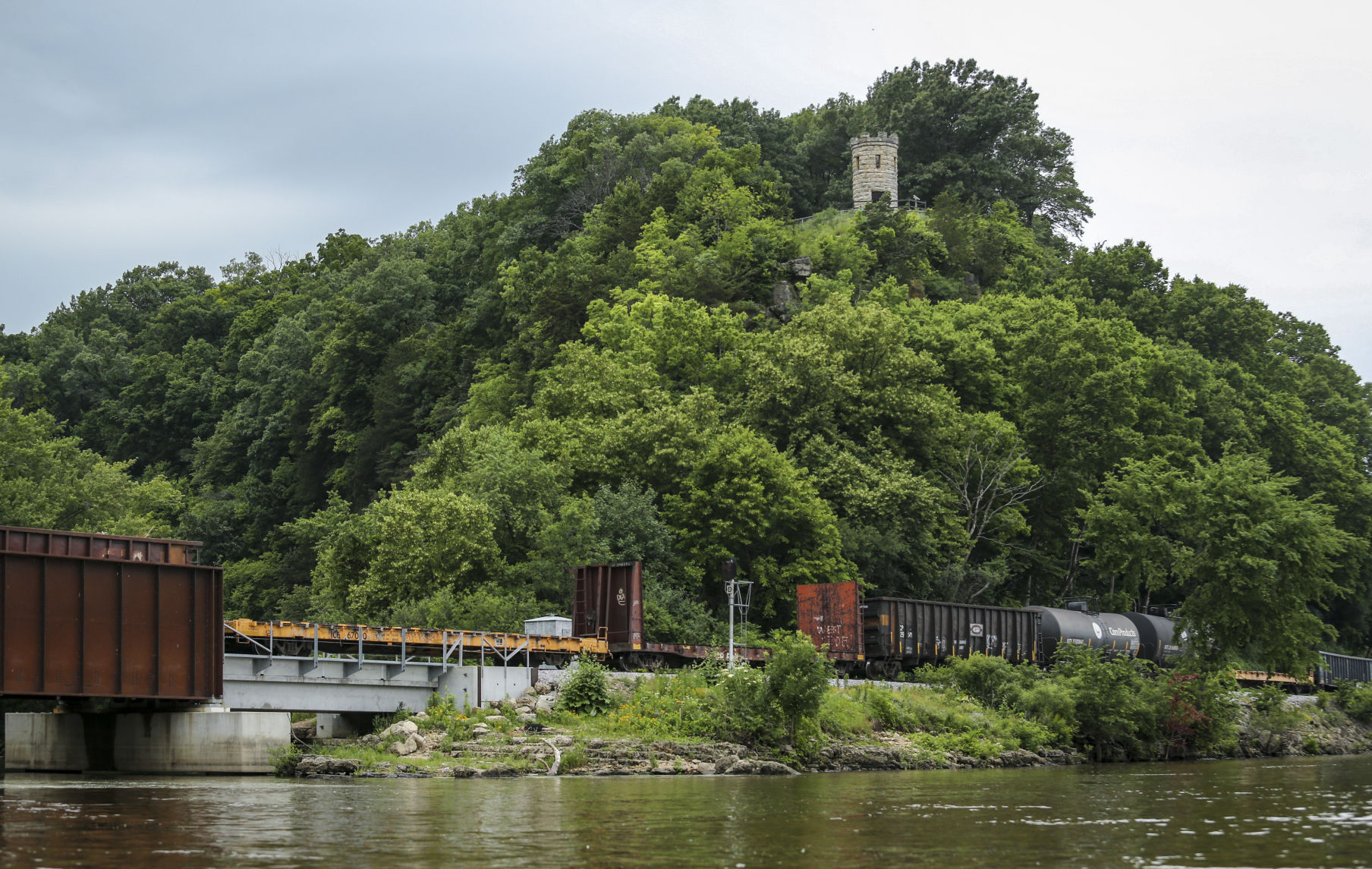 THE GREAT RIVER-0486
